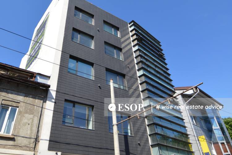 Ivy Offices/Residence 6942.1 16