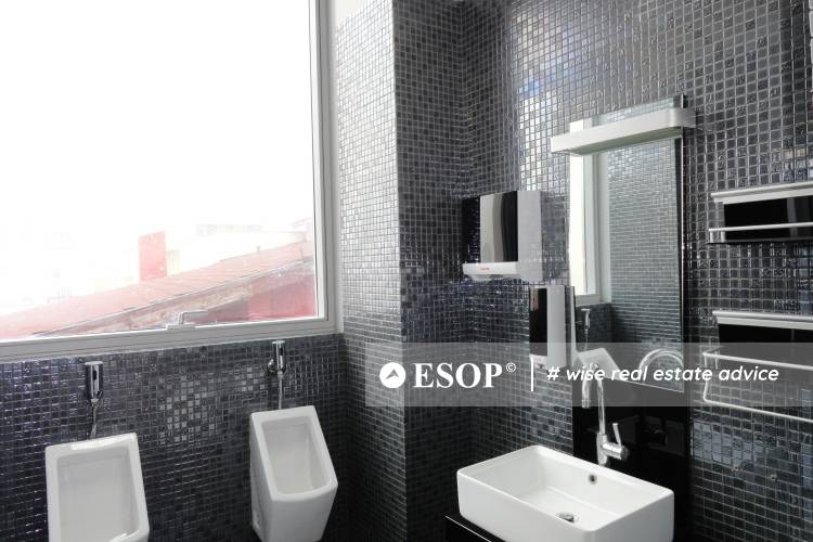 EKA Business Center 7698.99 10