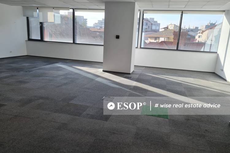 Grand Offices 7128 4