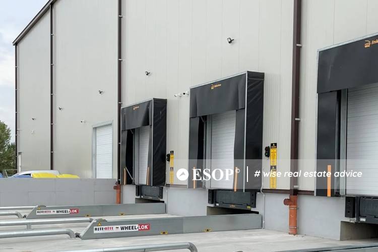 Mega Distribution Outlet 14777 4