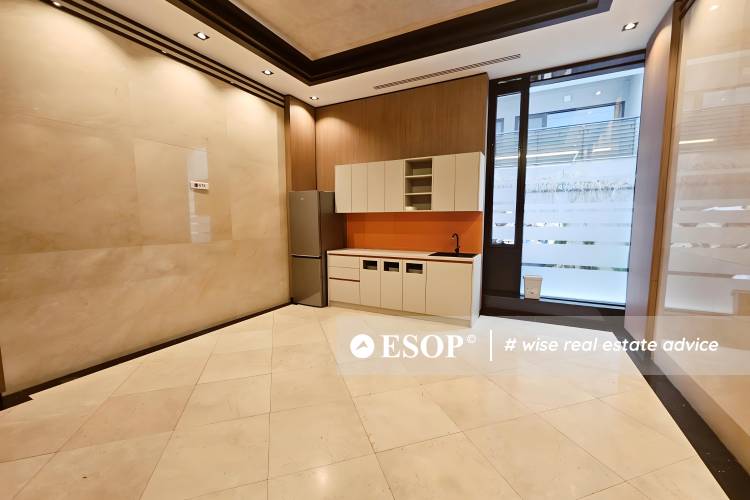 Park Avenue 2265 8