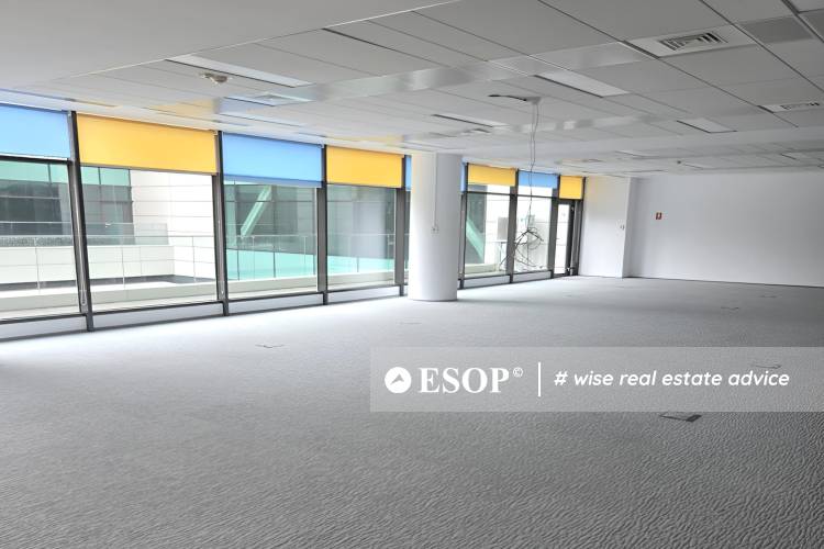 Platinum Business & Convention Center 10052 2