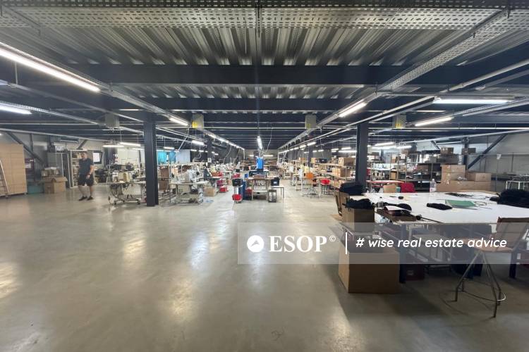 Cladire industriala pentru inchiriere 15500.99 14