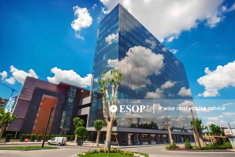 United Business Center 2 13550 1