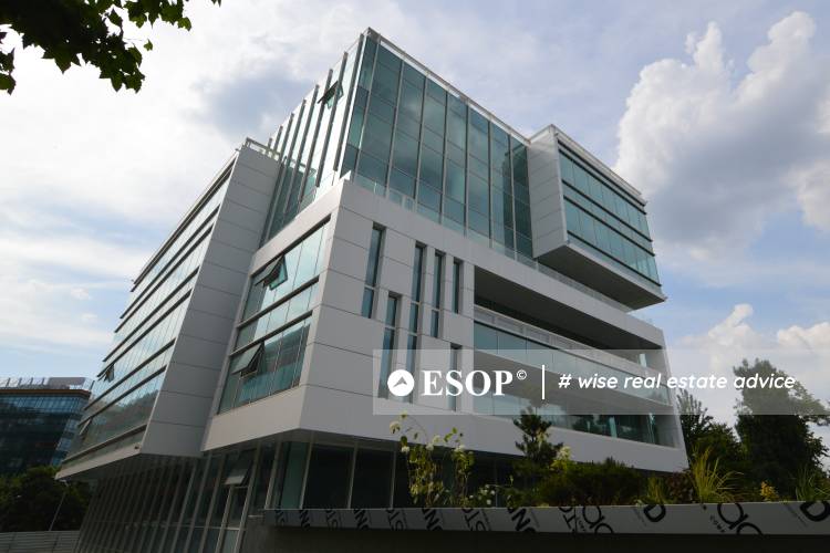 Victoria Stylish Office Building 12534 1